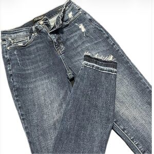 Judy Blue Distressed Dark Blue Raw Hem Skinny Jeans